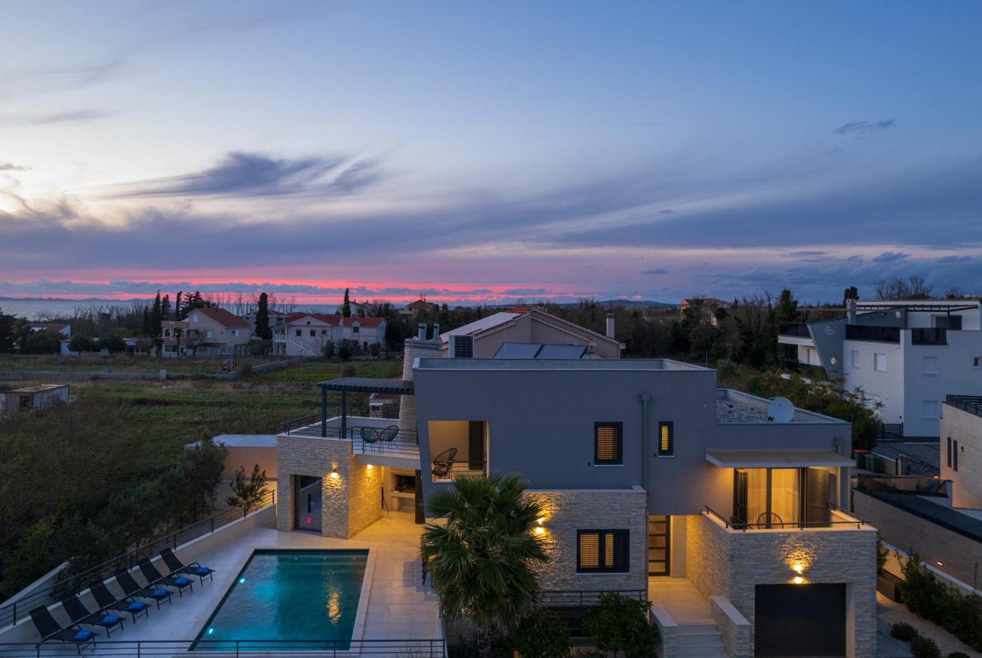 Villa Roca With Heated Pool And Sauna Privlaka  Exterior foto